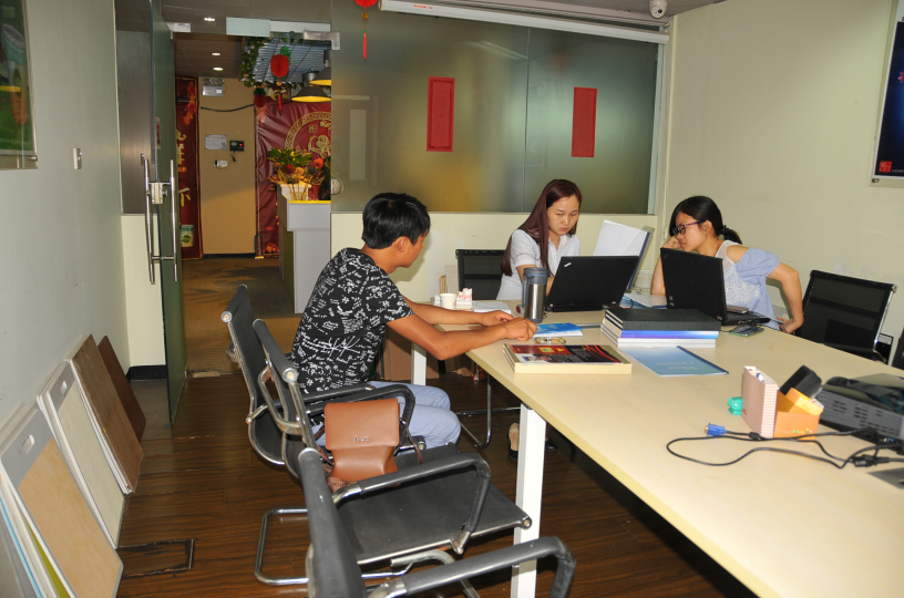 昭通韓先生加盟友情漆 昭通韓先生加盟友情漆