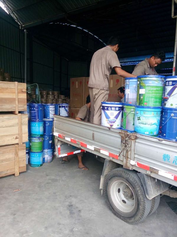 服務客戶，友情漆樣樣做足100分